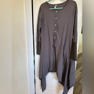 Comfy lightweight cotton long jacket with pearl buttons
